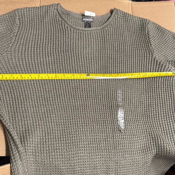 H&M Divided Men's Olive Sweater. New with Tags. Light oversized XL sweater. - Picture 2 of 6